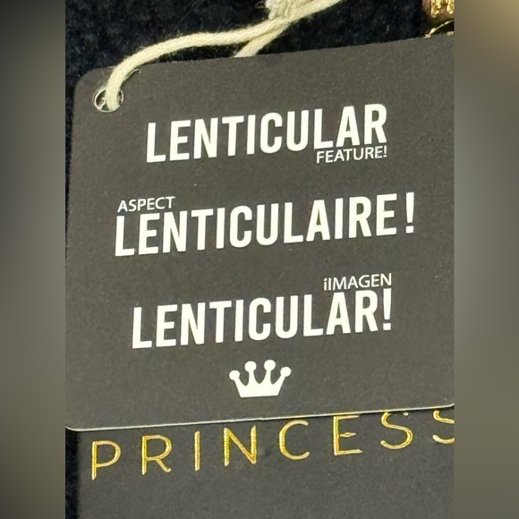 NWT Loungefly Disney’s Tangled Lenticular zip around wristlet - Picture 10 of 13